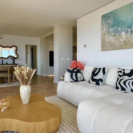 Rentcostabrava Miramar - *